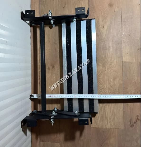 Methus Karavan Alüminyum Manuel Basamak Siyah 40 cm — Dış Donanım ve Aksesuarlar — görsel 2/6