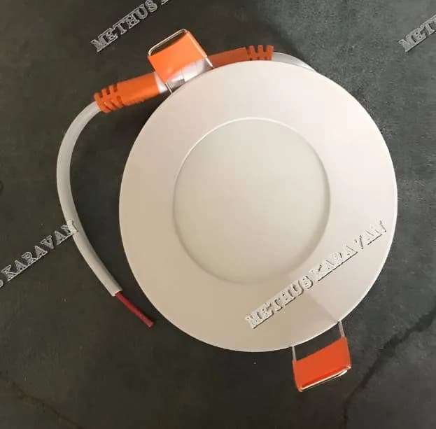Methus Karavan Beyaz İç Mekan Aydınlatma Gün Işığı 8 cm — Elektrik ve Solar Sistemler — görsel 2/2